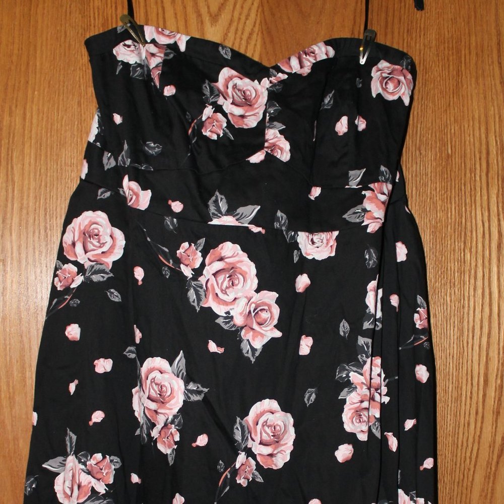 Torrid Size 28 Black Pink Roses Midi Dress
